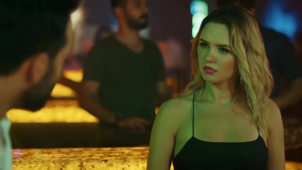 Кадры из сериала Ты расскажи, Карадениз 4 серия 3 сезон (2018)